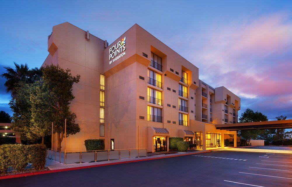 Courtyard San Jose Airport Hotel Exterior foto